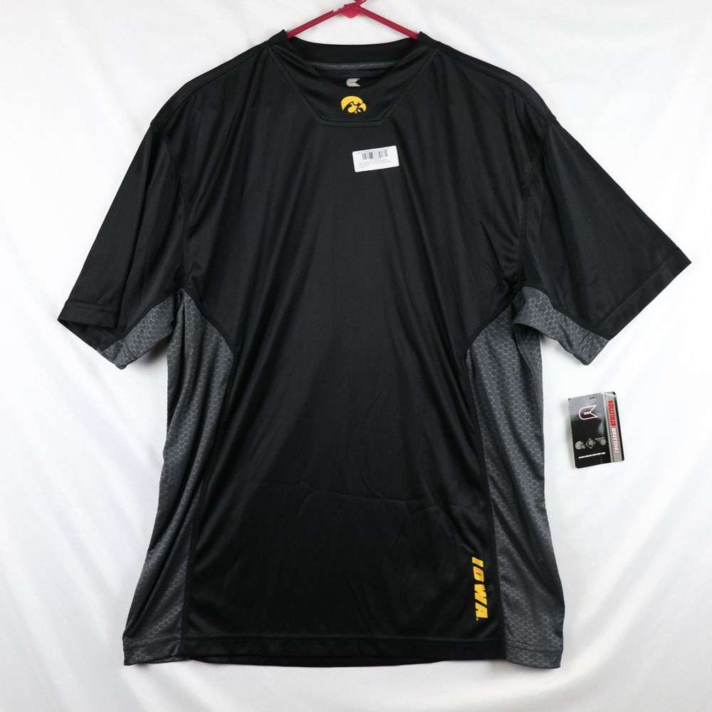 Iowa Hawkeyes Shirt Mens Large Black NCAA Football Performance Short Sleeve Tee‎